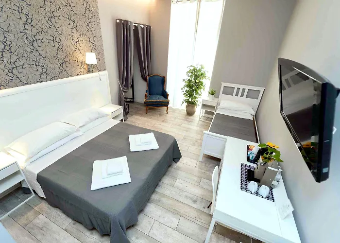Bed And 4* Roma