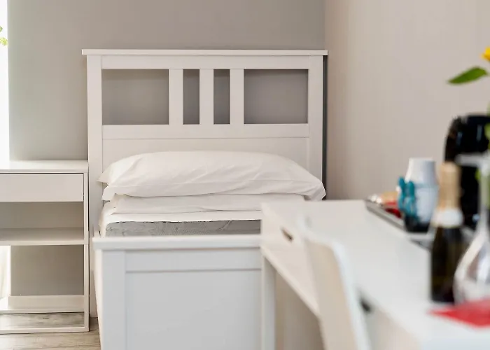 Affittacamere Bed And 4*